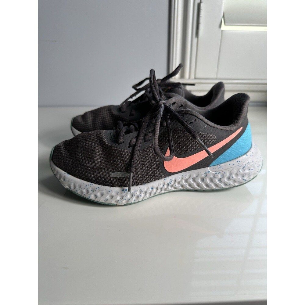 Nike Revolution Size 6.5 Women's Shoes Sneakers Gray Blue CU4830-001 Running